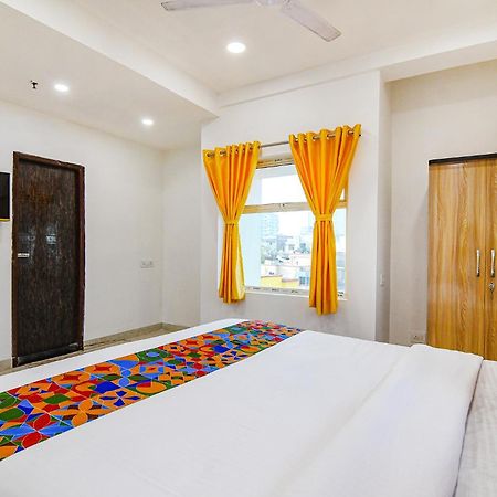 Fabhotel Grand Hazra Inn - Nr Ballygunge Station كولكاتا المظهر الخارجي الصورة