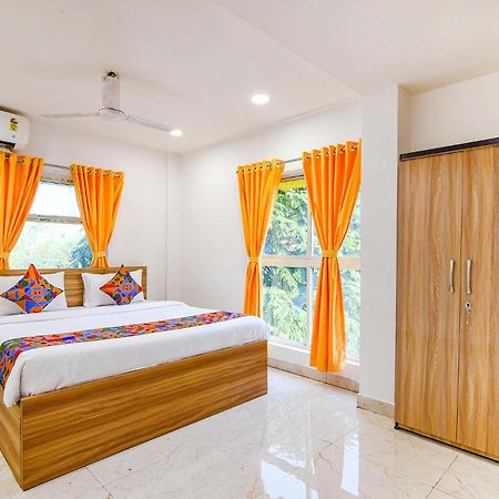 Fabhotel Grand Hazra Inn - Nr Ballygunge Station كولكاتا المظهر الخارجي الصورة