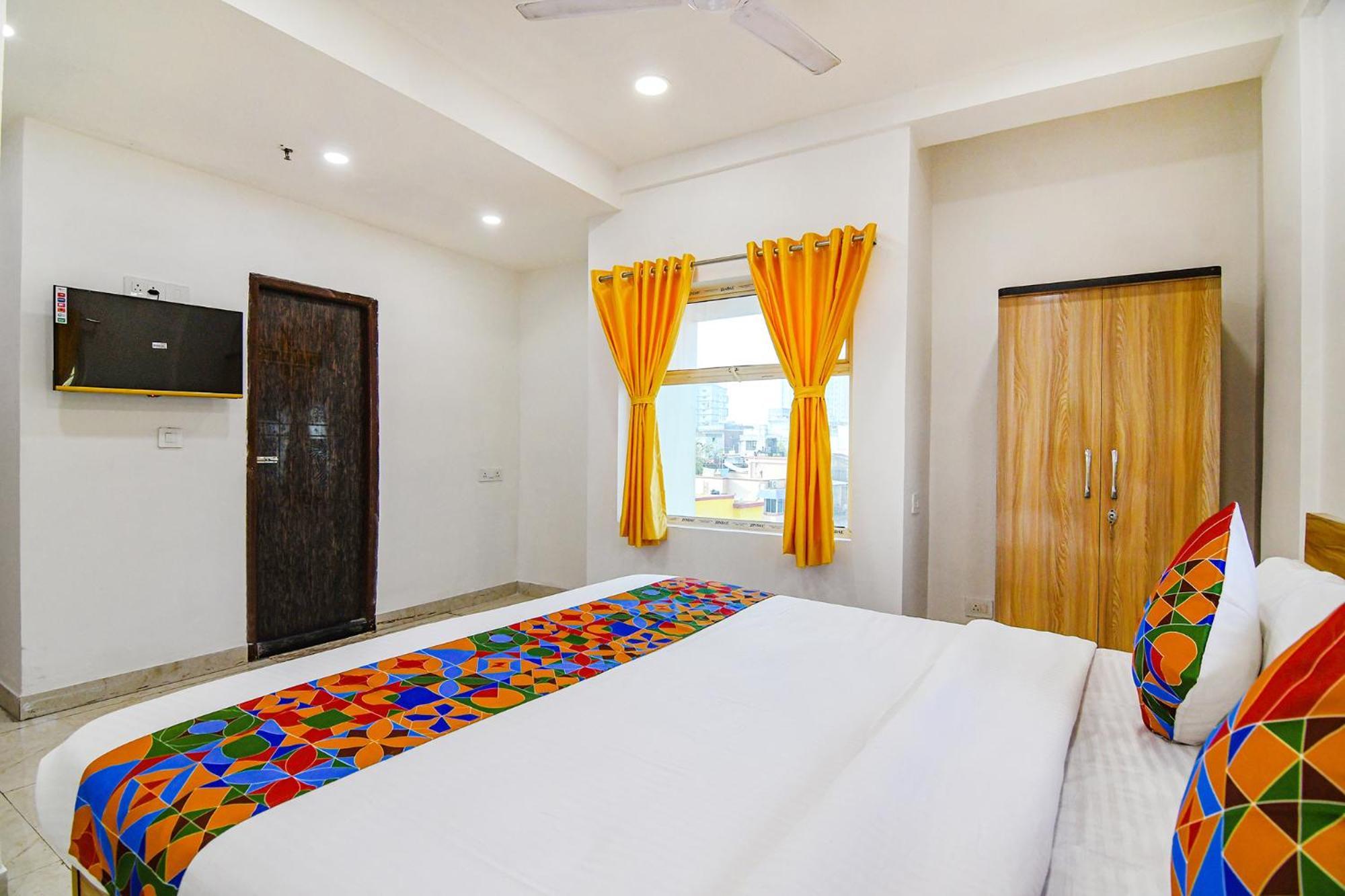 Fabhotel Grand Hazra Inn - Nr Ballygunge Station كولكاتا المظهر الخارجي الصورة