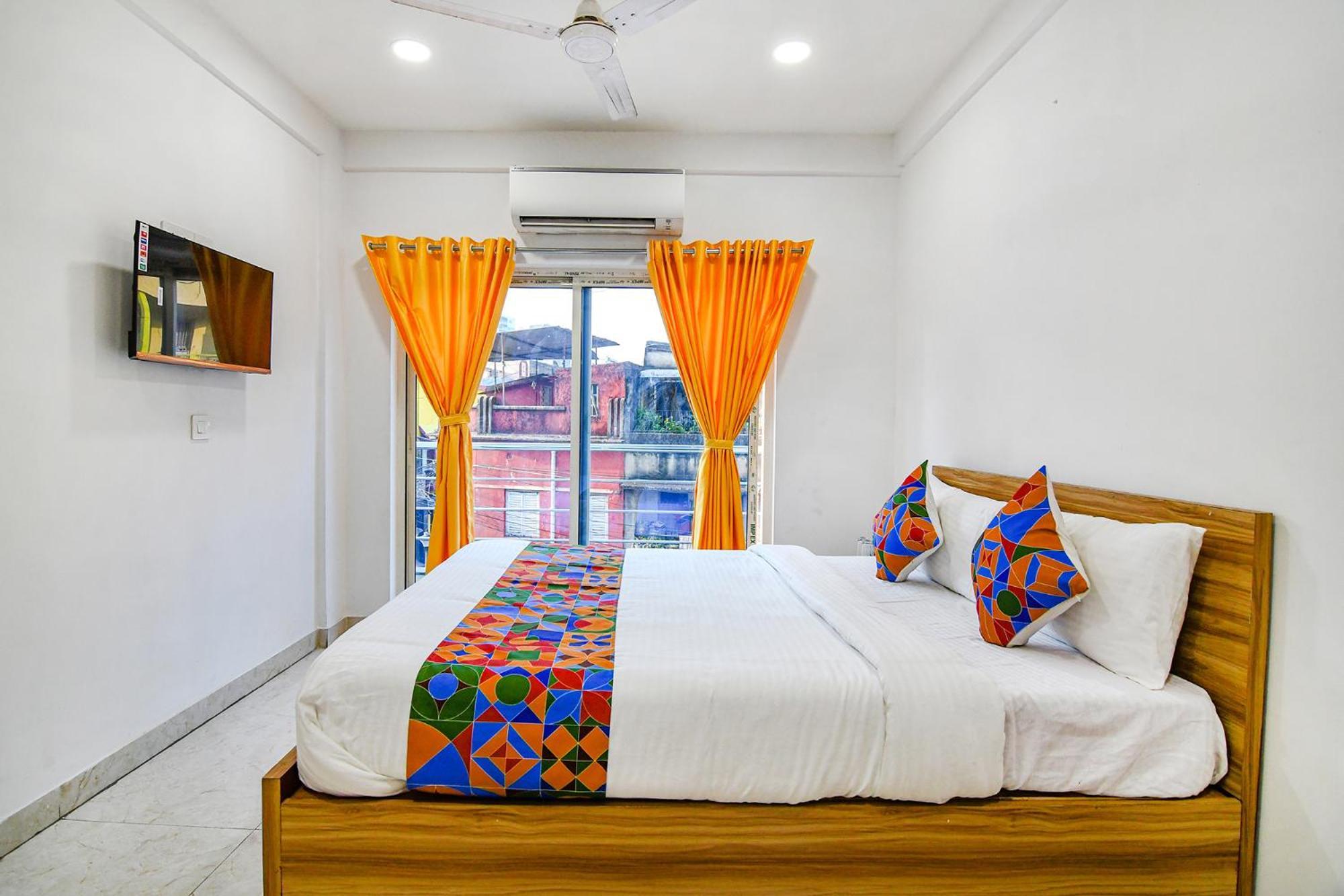 Fabhotel Grand Hazra Inn - Nr Ballygunge Station كولكاتا المظهر الخارجي الصورة