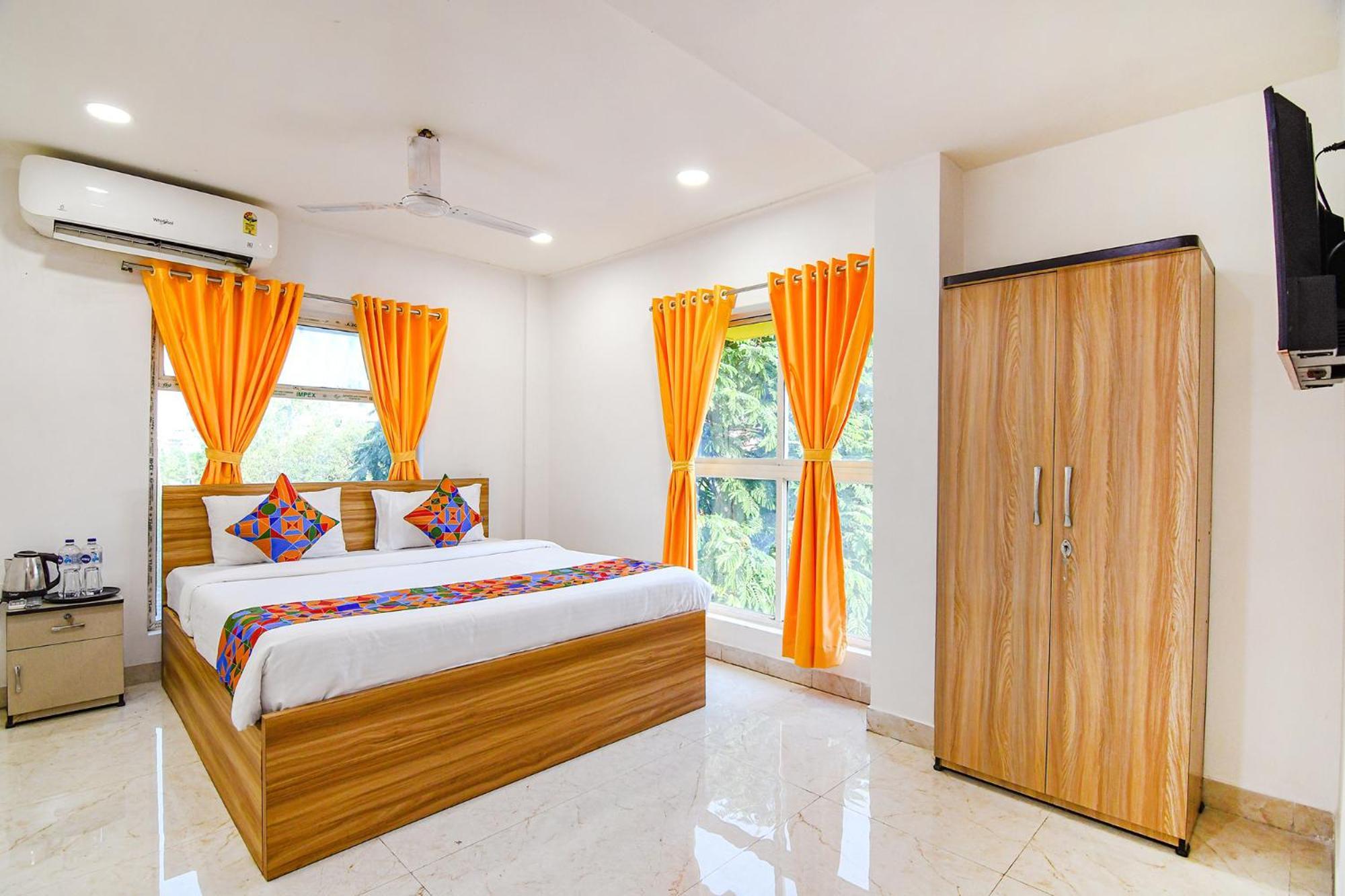 Fabhotel Grand Hazra Inn - Nr Ballygunge Station كولكاتا المظهر الخارجي الصورة